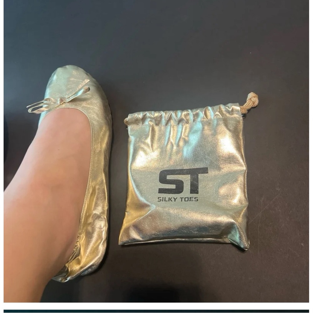 Travel slippers